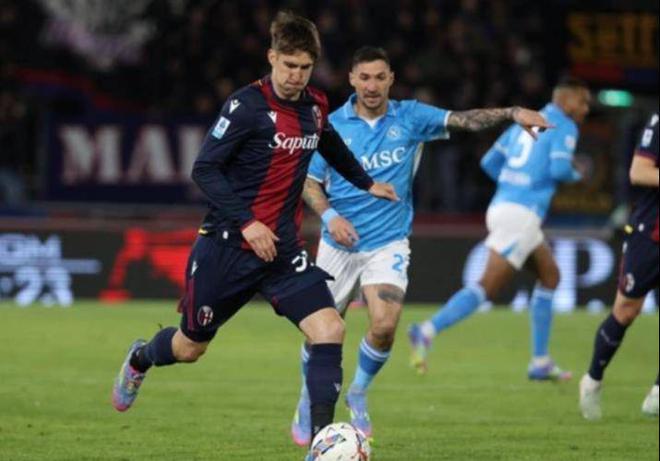 包含那不勒斯客场逆转佛罗伦萨,继续追赶前两名的词条 包含那不勒斯客场逆转佛罗伦萨,继续追赶前两名的词条