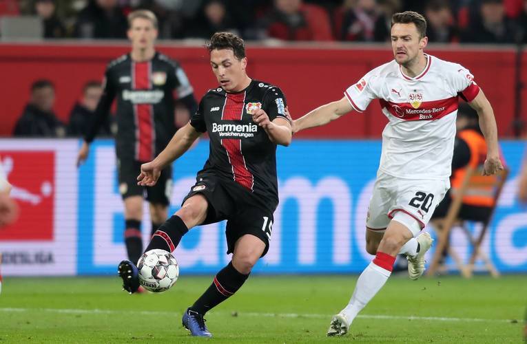 包含勒沃库森豪夺关键三分,稳固积分榜位置的词条 包含勒沃库森豪夺关键三分,稳固积分榜位置的词条