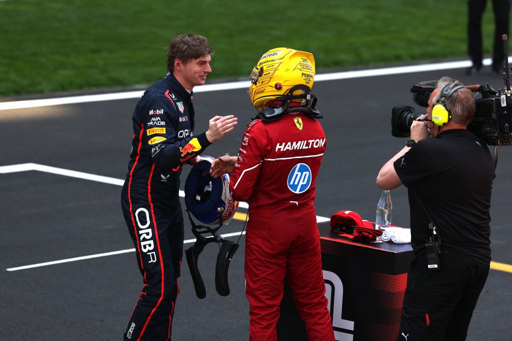 一路领先！荷兰运动员风采迷人的简单介绍