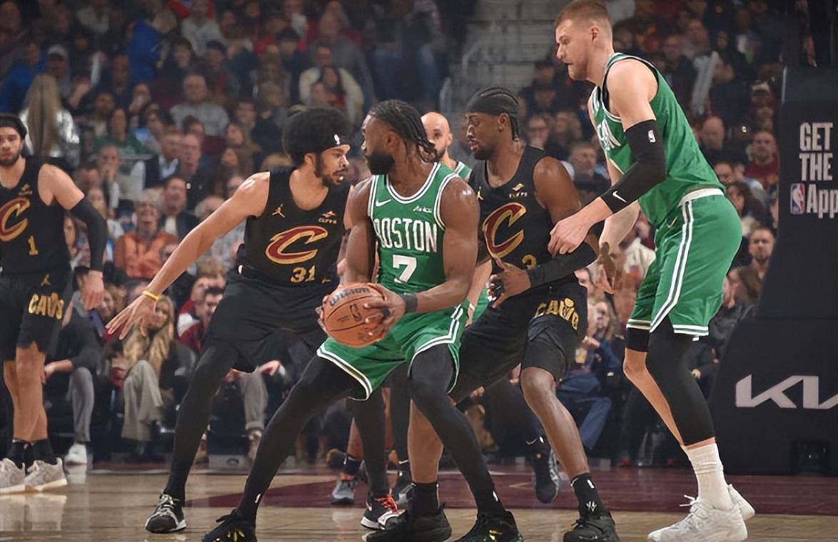 包含皇马遭遇凯尔特人绝杀,NBA局势紧张的词条 包含皇马遭遇凯尔特人绝杀,NBA局势紧张的词条