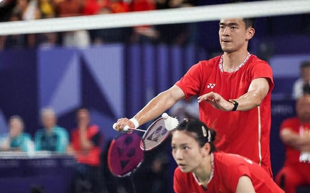 日本队轻取韩国队，郑思维刷新纪录