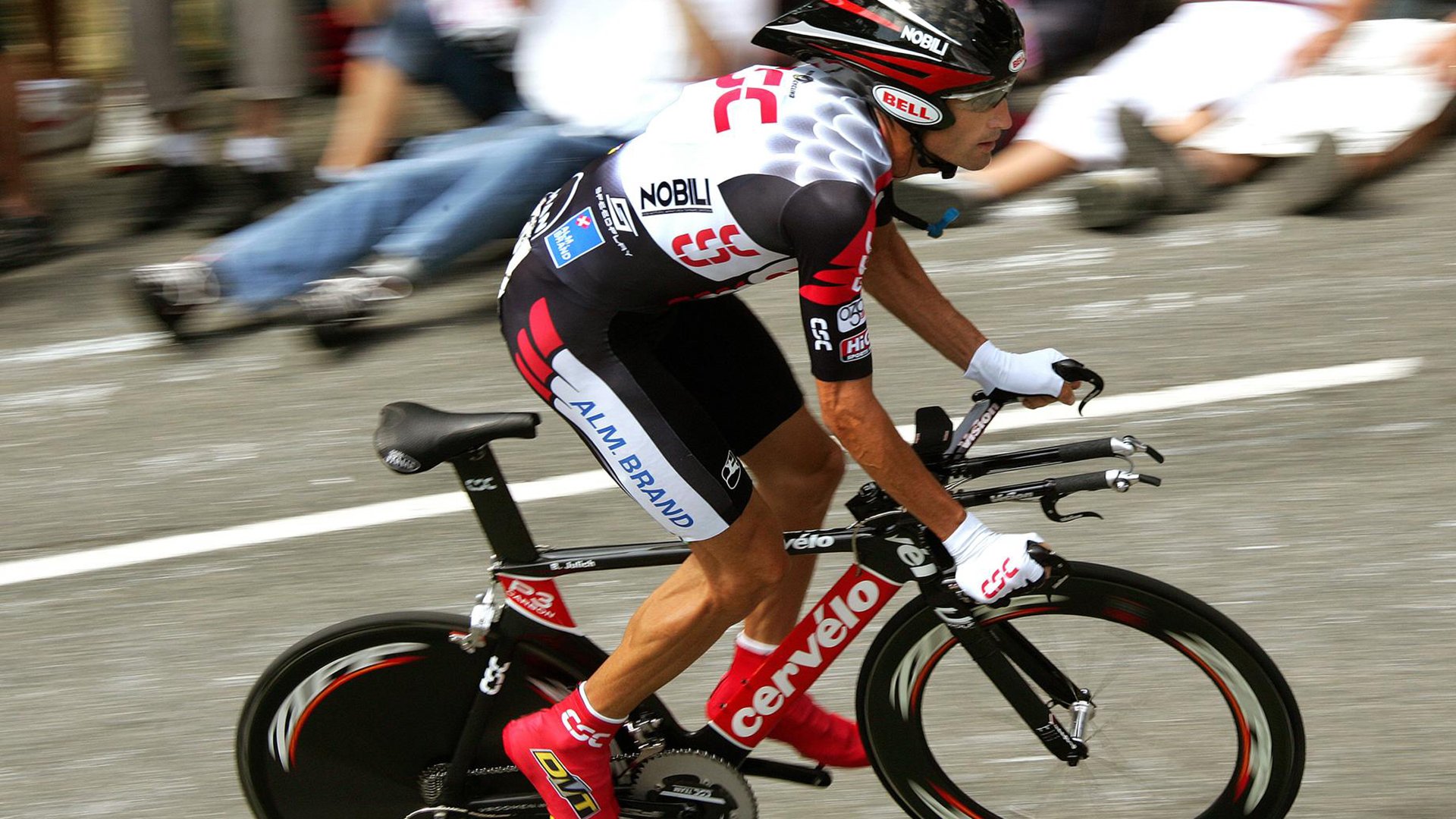 绝境绽放，布伦森于压力熔炉中锻造鹈鹕晋级之路