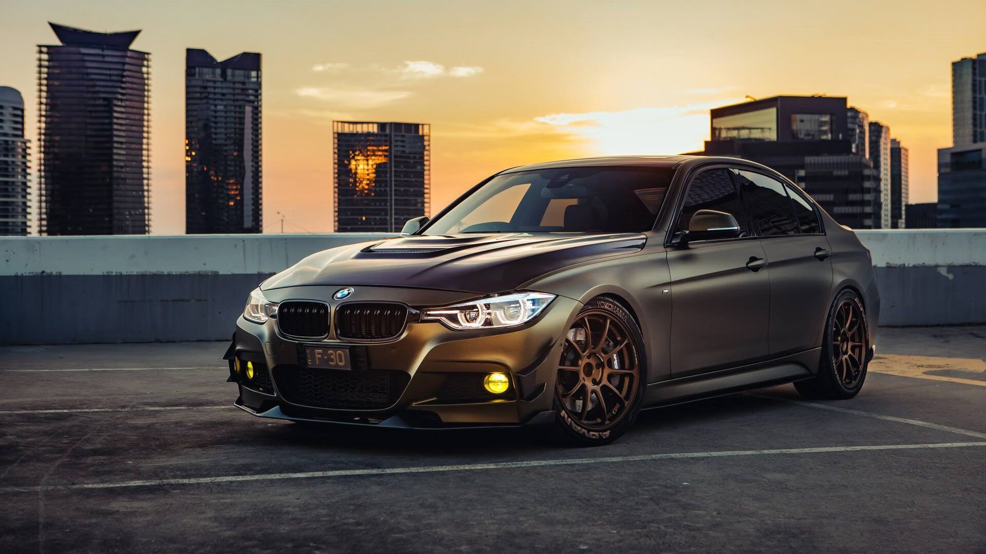 努涅斯如坦克般碾过！国际米兰3-0尼斯，防线惨遭系统性拆除